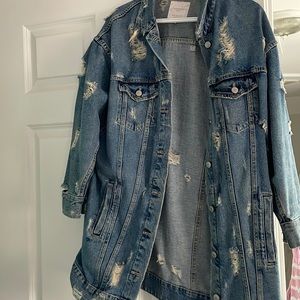 ⭐️oversized Zara jean jacket . Womens meduim